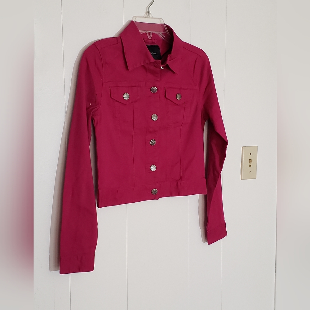 Iris Basic Cropped Jacket - Picture 2 of 6